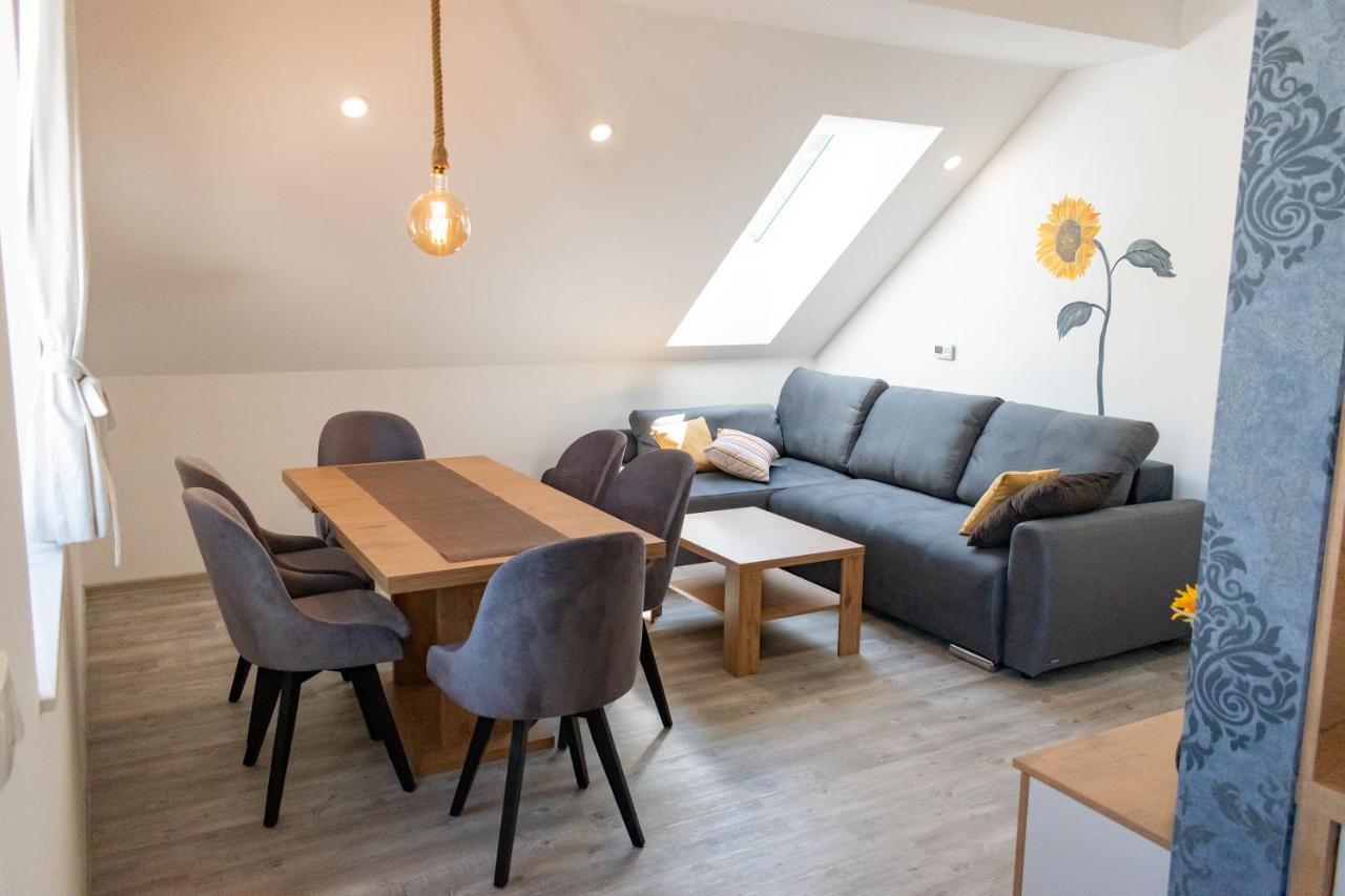 Prima Countryside Apartments ゴレンスカ地方 エクステリア 写真